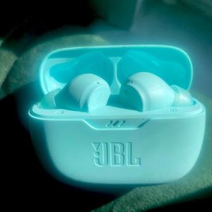 JBL Vibe Earbud Headphones